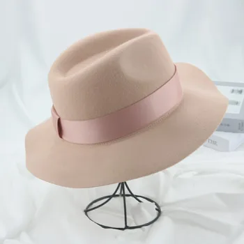 Vlna Klobúk Fedora Pevný pás s nástrojmi Kapela Pink, Grey Luxusné dámske Klobúk Vonkajšie Mäkké Šaty Formálne Svadobnú Výzdobu Klobúk Sombreros De Mujer